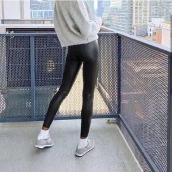 Wilfred Free Daria Vegan Faux Leather High Rise Leggings Pants Size XXS - Picture 3 of 8